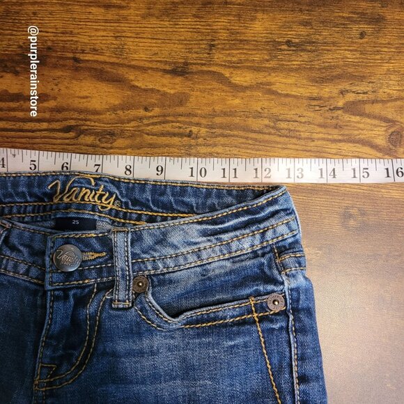 Vanity Cuffed Denim Shorts Size 25 Low Rise Button Flap Medium Light Wash - Picture 4 of 9